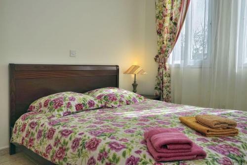 Seafront 3 Bedroom Villa Medea With Private Pool And Garden.