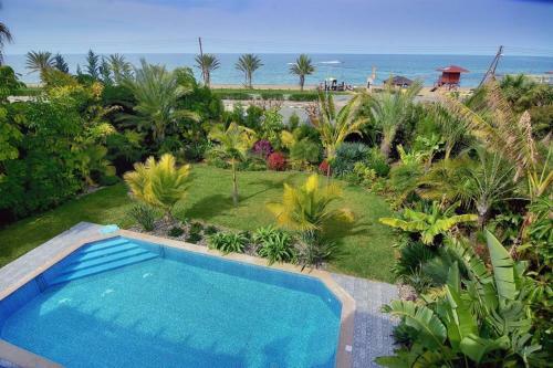 Seafront 3 Bedroom Villa Medea With Private Pool And Garden.