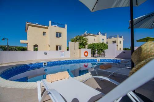 Green Valley Villa V8, Walking Distance To Polis