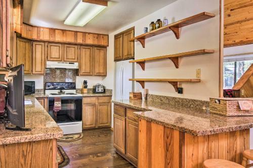 A-frame Cabin With Bbq, Deck And Fenced Backyard!