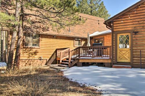 A-frame Cabin With Bbq, Deck And Fenced Backyard!