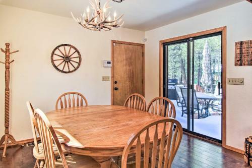 A-frame Cabin With Bbq, Deck And Fenced Backyard!