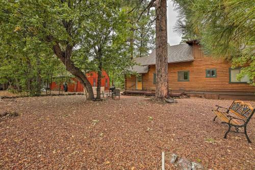 Dreamy Pinetop Log Cabin Golf, Hike And Ski!
