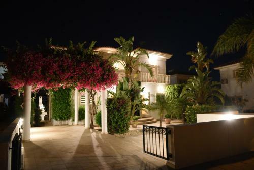 Villa Karythia