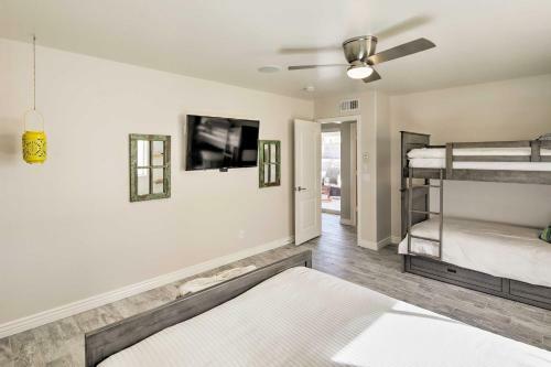 Lavish Lake Havasu Home W/ Pool, Spa & Fire Pit!
