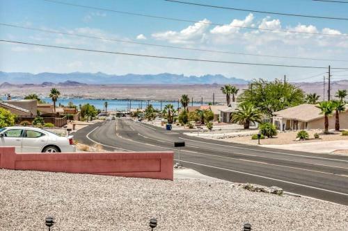 Havasu Hangout W/ Movie Room