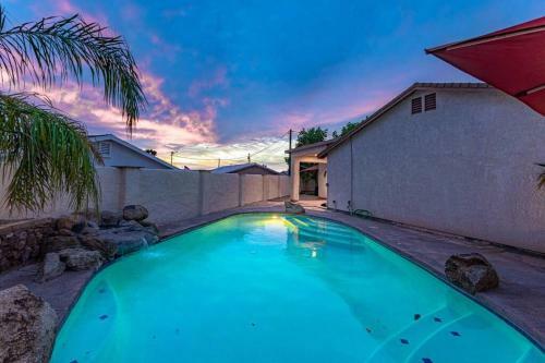 New! Lake Home W/ Pool, Fire Pit, Close To Off-roading!
