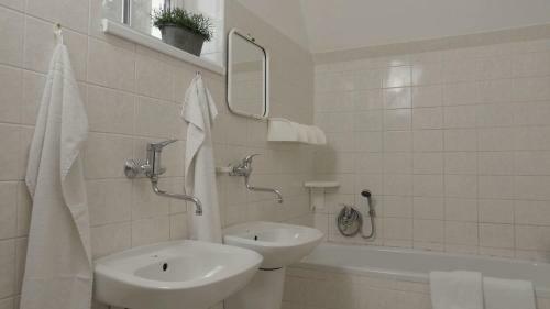 Hostal Sola Gratia