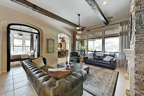Mesa Villa Heated Pool, Fire Pit And Golfing!