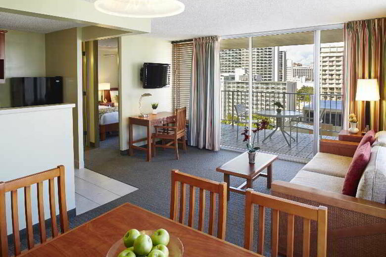 Hotel Aston Pacific Monarch