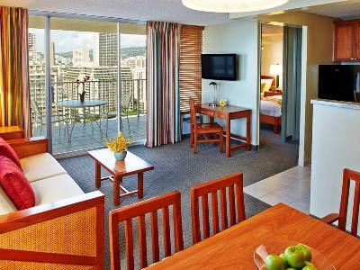 Hotel Aston Pacific Monarch