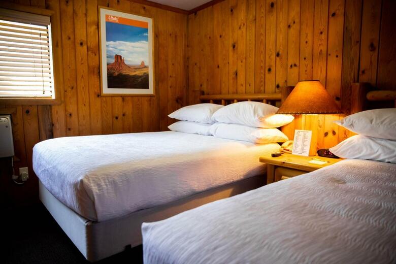 Hotel Redstone Inn
