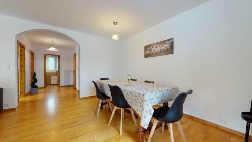 Apartment In Crans-montana For 7 Persons, Covered Parking