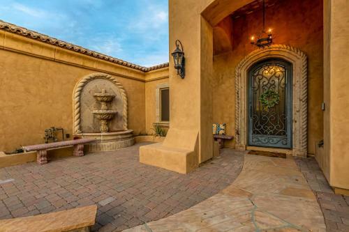 70th Mesa Home