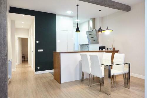 Miramon Apartment By Basquehomes