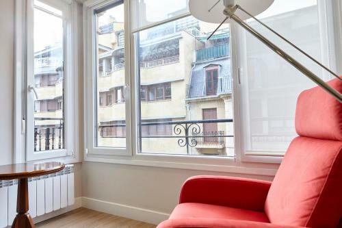 Miramon Apartment By Basquehomes