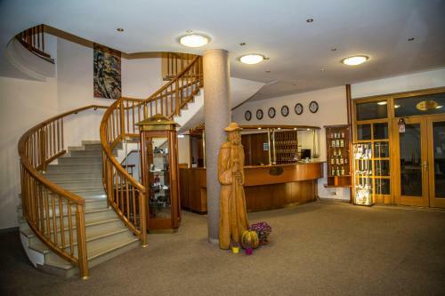 Yura Hotel ?eladn� - Wellness Zdarma
