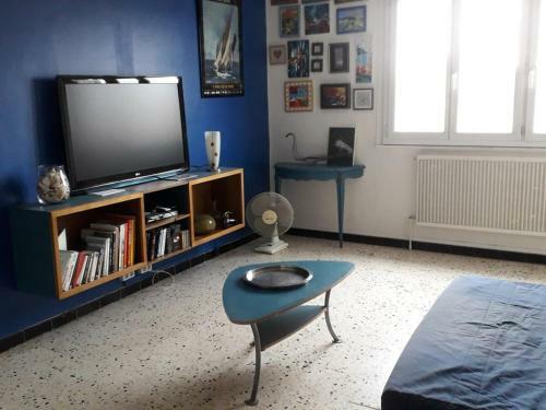 Maison Cap D'agde, 4 Pi�ces, 5 Personnes - Fr-1-607-65