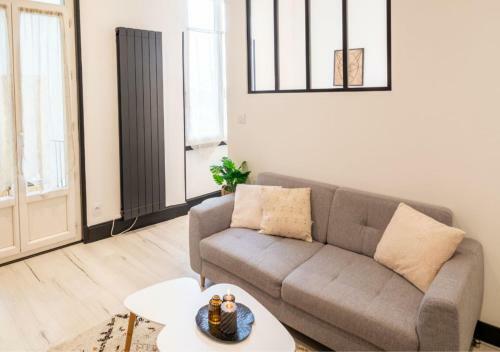 Apartamento ? Appart Balcon Confort Et Charmant ? Hyper Centre Agen - Netflix
