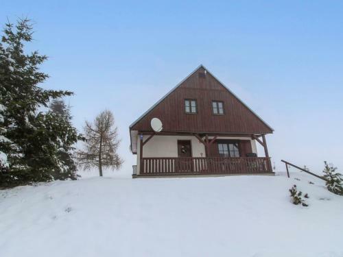 Holiday Home Holiday Hill 64