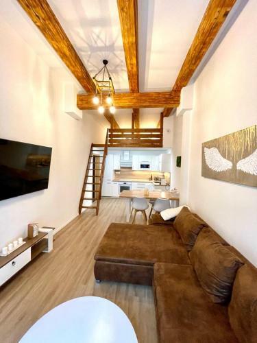 Angel Apartment ?ern� D?l