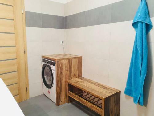 Woody Apartm�n ?ern� D?l