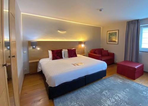 Hotel C�t� Cour