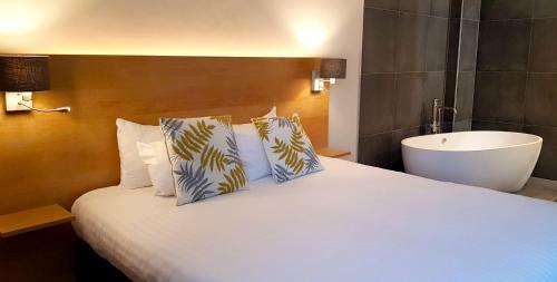 Hotel C�t� Cour
