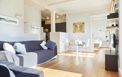 Prim Apartment By Basque Homes