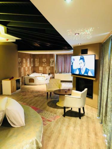 Velena Hotel