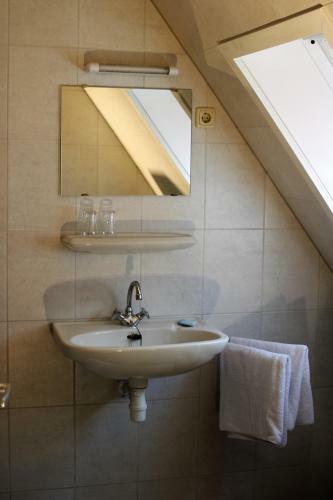 Hotel De Stadsboerderij/ Eetcaf� De Brabander