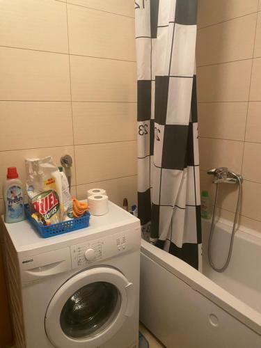 Big Spacious Apartment In Pej Center With Wi-fi