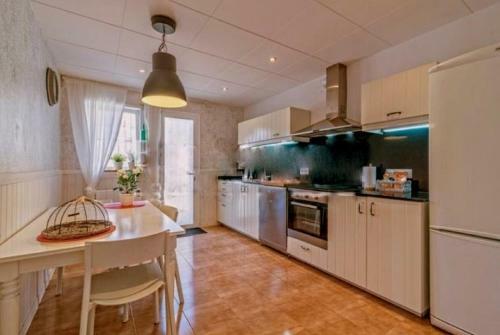 Chalet Santa Susana