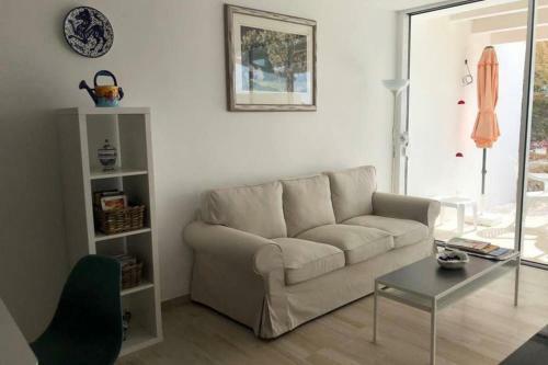 Sea Frontline Apartment 'faraona'. Pool. Wifi