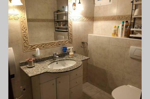 Sea Frontline Apartment 'faraona'. Pool. Wifi
