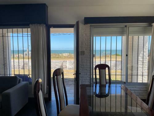 Casa En Atl�ntida Frente Al Mar