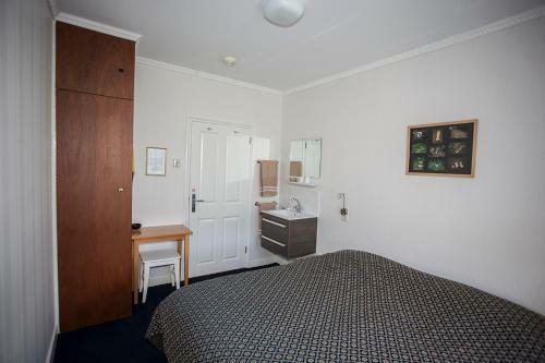 B&B Einrade