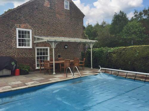Greenlands Farmhouse