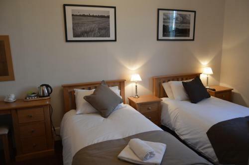 Posada The Crown Inn Hotel