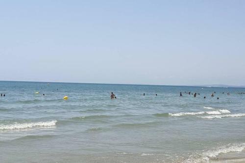 Apartamento Modern Huge Appartement, Just 100 M From The Beach