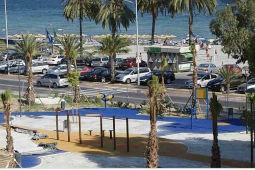 Apartamento Modern Huge Appartement, Just 100 M From The Beach
