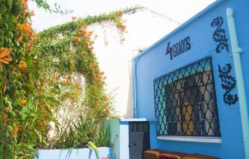 Bed & Breakfast 4 Grados Hostel