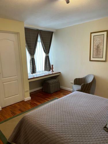 Apartamento Edif�cio Vista Verde - Oakland - Zona 10