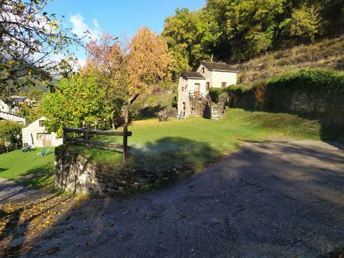 Apartamentos Vi�a Olivan