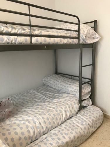 Inviting 2-bed Apartment In Sax Historical Spain