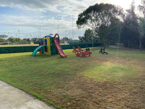 Apartamento Su�te Com Varanda No Iloa