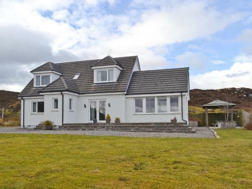 Taigh An Tuath