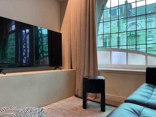 3 Bedroom Art-nouveau Apartment