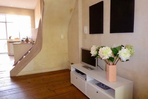 Apartamento Spacious Duplex + Terrace In Ghent. Top Location!