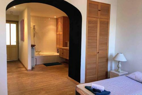 Apartamento Spacious Duplex + Terrace In Ghent. Top Location!